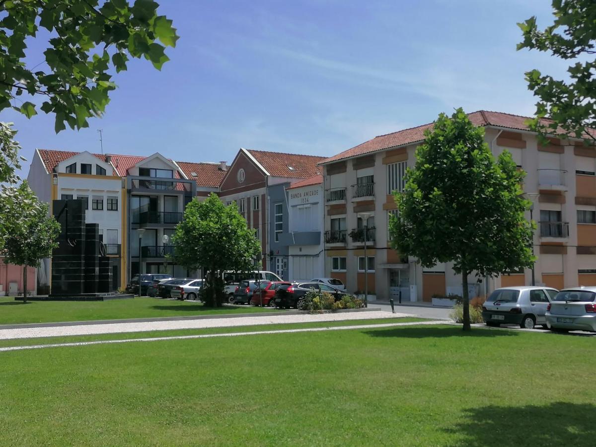 Triade Apartamentos Авиеро Екстериор снимка