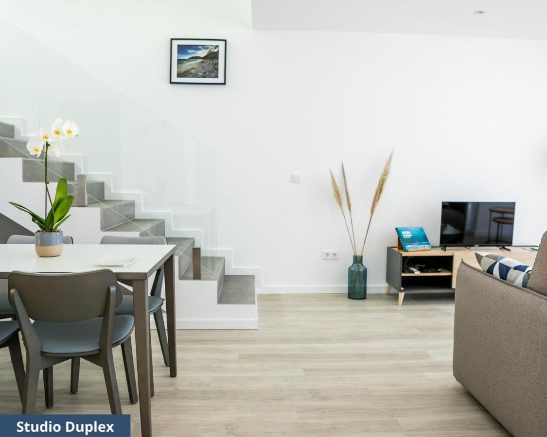 Triade Apartamentos Авиеро Екстериор снимка